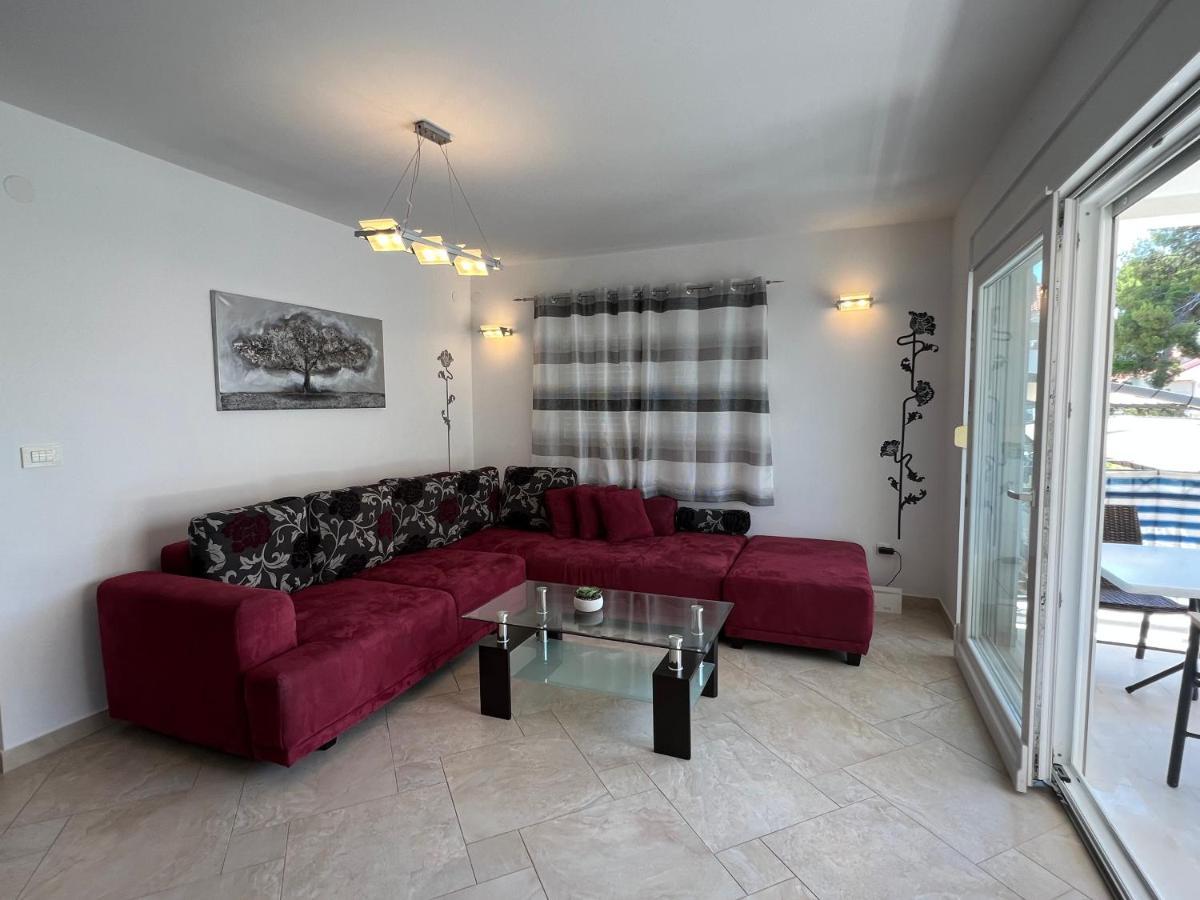Ana Exclusive Apartments Jelsa  Eksteriør bilde