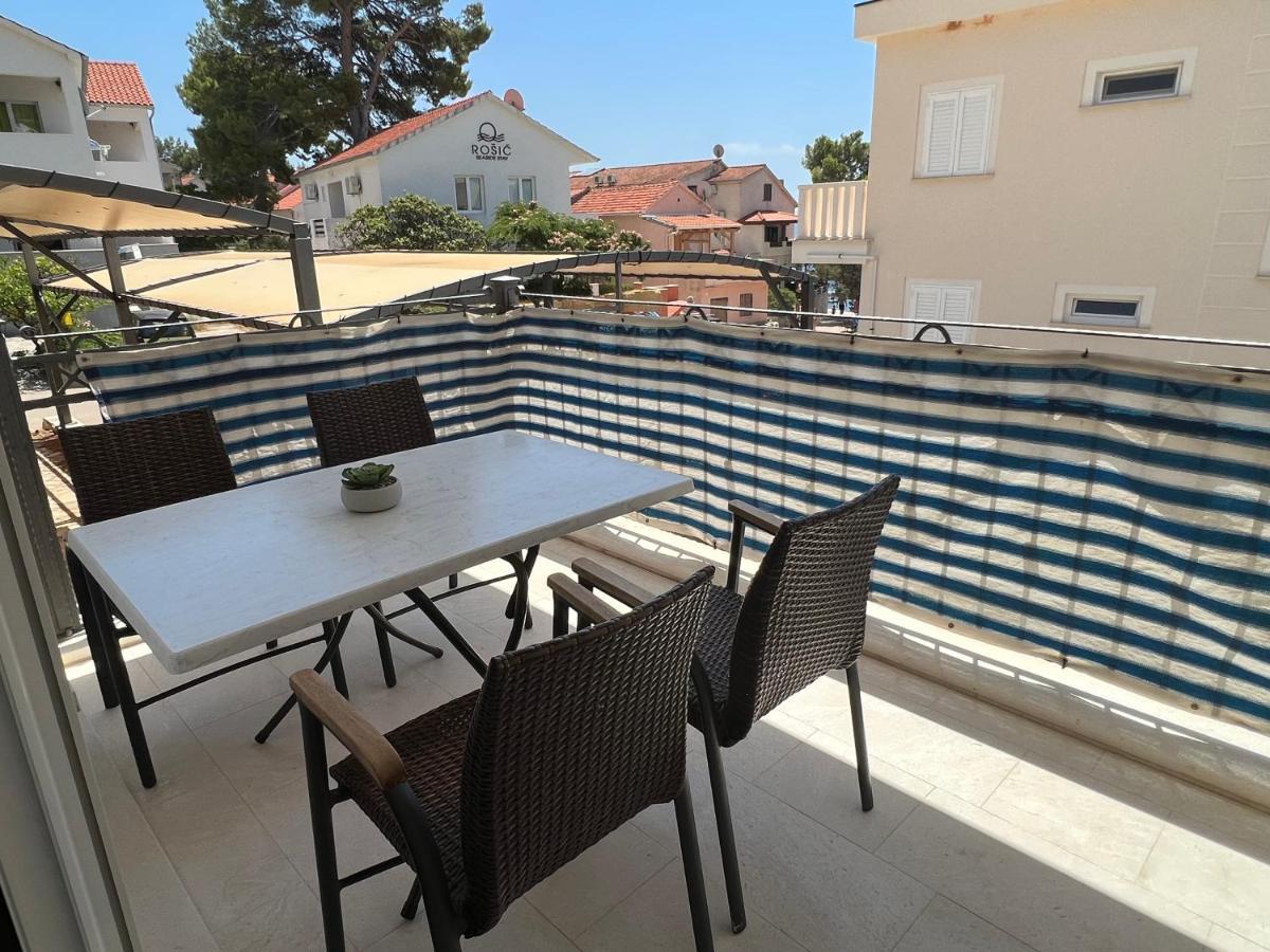 Ana Exclusive Apartments Jelsa  Eksteriør bilde